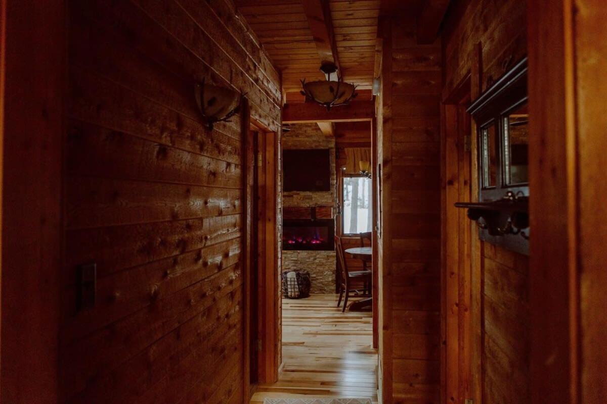 Crystal Mountain Cabin-Shuttle Pass Included! Thompsonville Екстер'єр фото