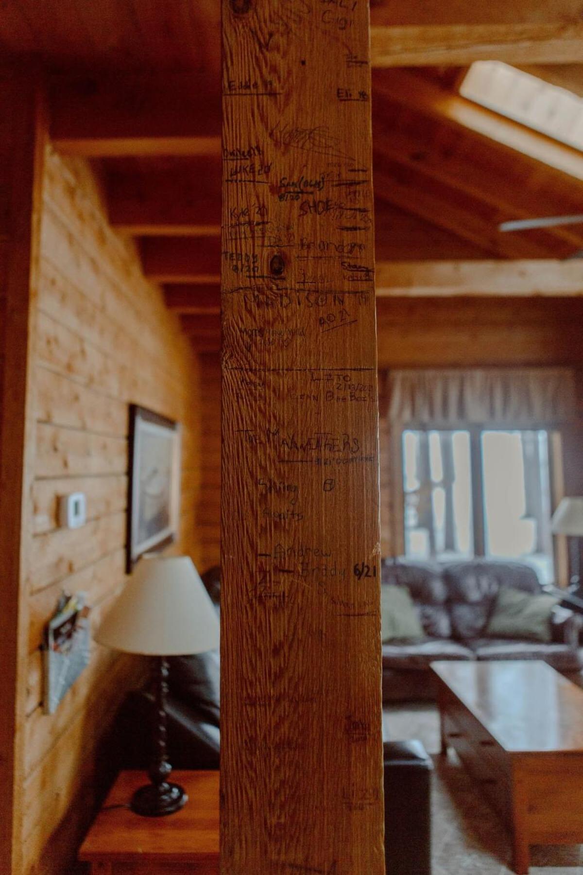 Crystal Mountain Cabin-Shuttle Pass Included! Thompsonville Екстер'єр фото